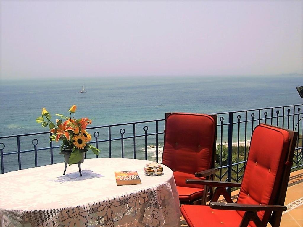 شقة Balcon Del Duende نيرخا المظهر الخارجي الصورة