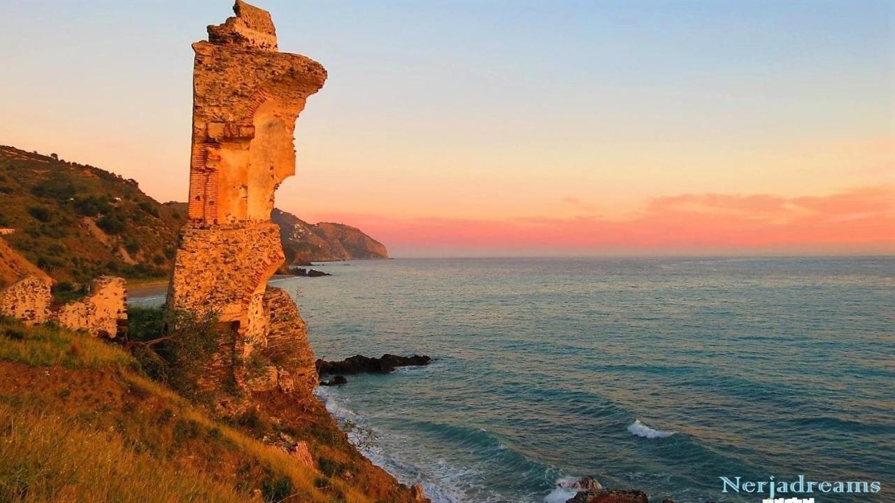 شقة Balcon Del Duende نيرخا المظهر الخارجي الصورة